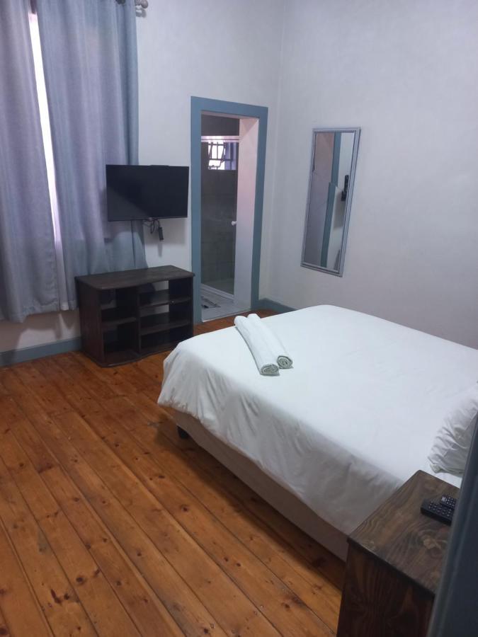 Triple9 Hatfield Guesthouse Pretoria Room photo
